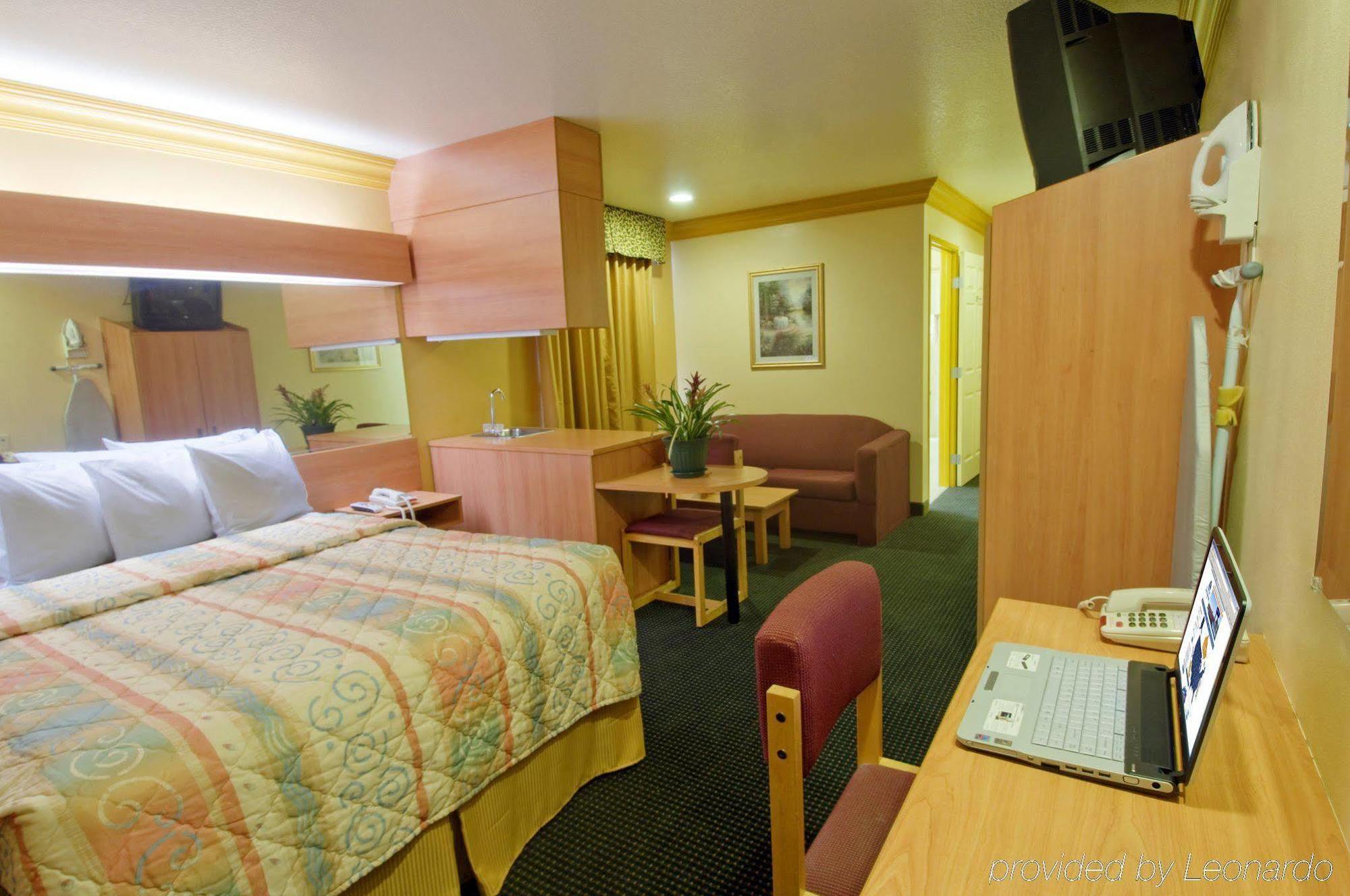H3 Inn & Suites - Lax Airport - Los Angeles Inglewood Kültér fotó